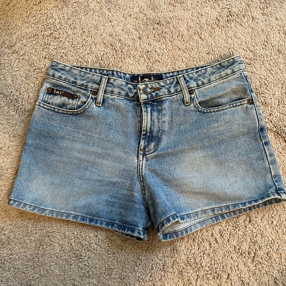 Vintage Women’s l.e.i jean shorts
